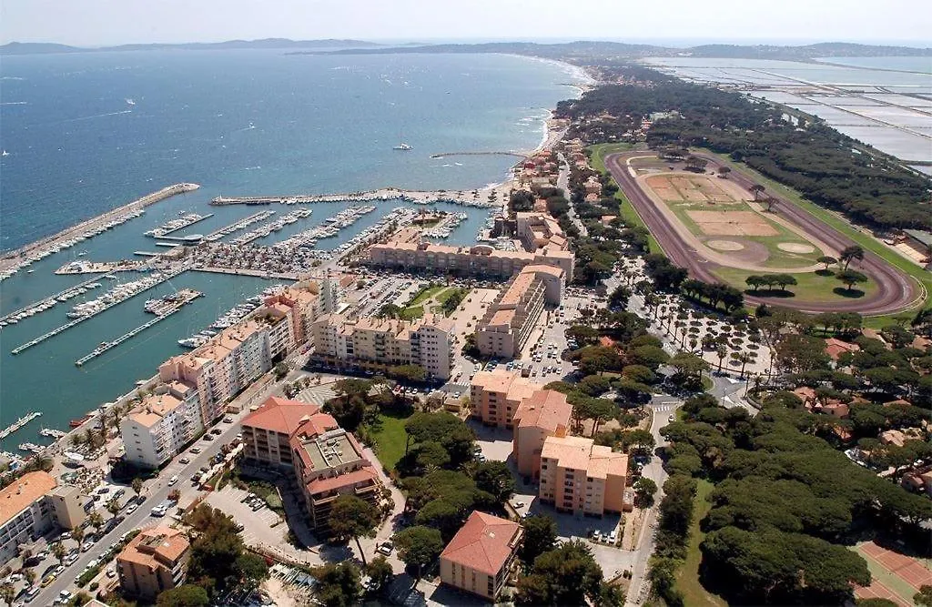 Daire Spacieux Studio Sur Le Port De Hyères